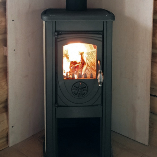 Монтаж печі-каміна на терасі та в кімнаті